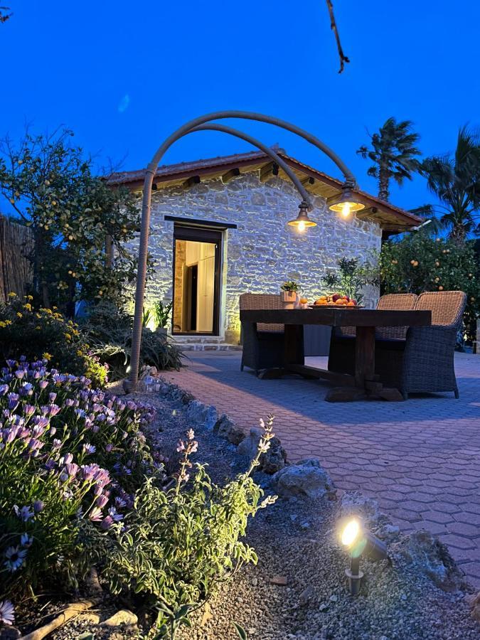 Villa Aspasia With Private Jacuzzi - Oasis Resort 科基诺斯皮格斯 外观 照片