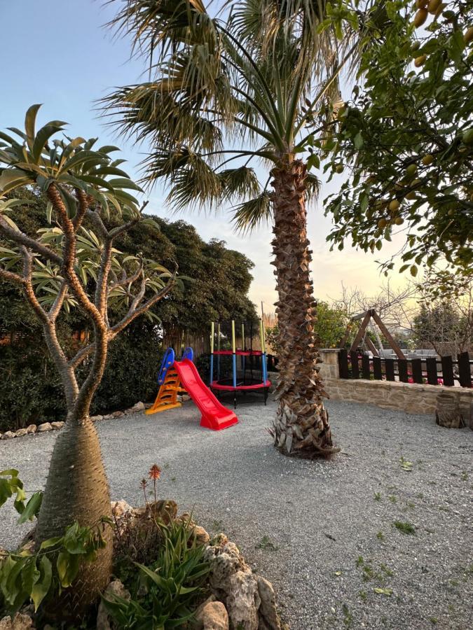 Villa Aspasia With Private Jacuzzi - Oasis Resort 科基诺斯皮格斯 外观 照片