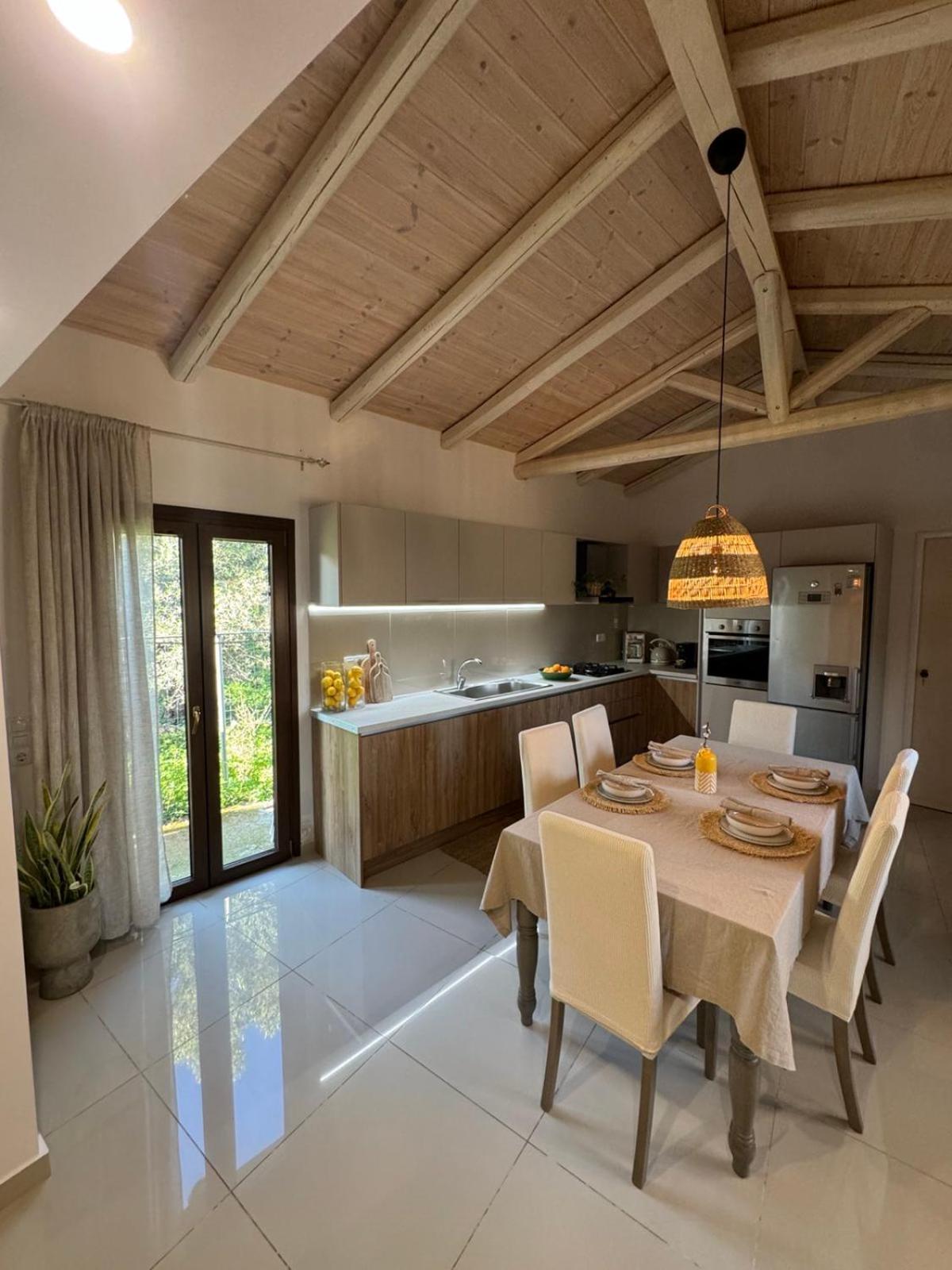 Villa Aspasia With Private Jacuzzi - Oasis Resort 科基诺斯皮格斯 外观 照片