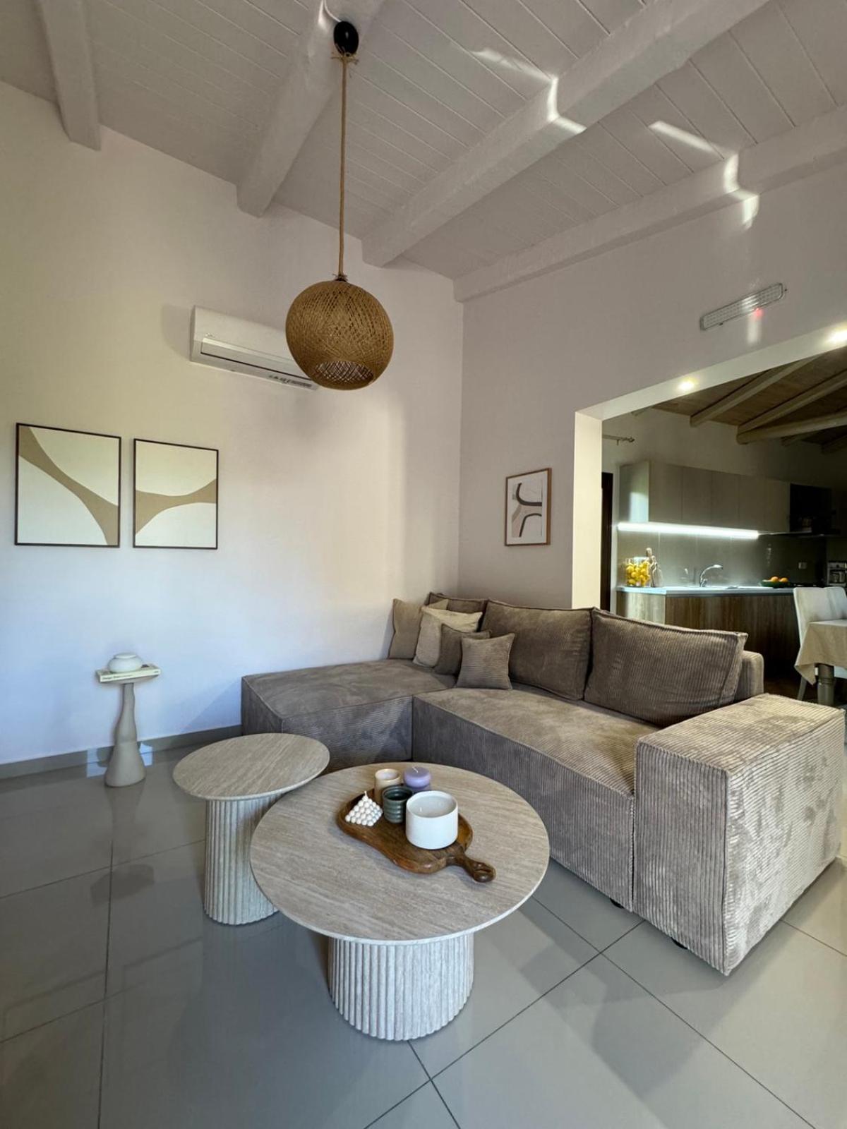 Villa Aspasia With Private Jacuzzi - Oasis Resort 科基诺斯皮格斯 外观 照片